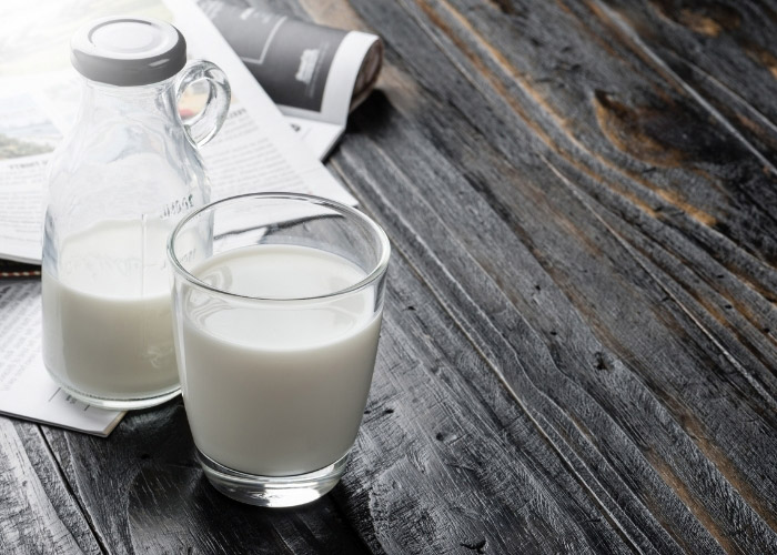 Süt Sivilce Yapar Mı? Süt Veya Süt Ürünleri Tüketimini Azaltmak Sivilceyi Önler Mi?